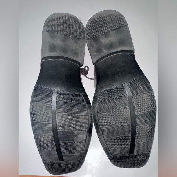 Alfani Brown Leather Adam Oxfords with Cap Toe Design - Picture 7 of 7